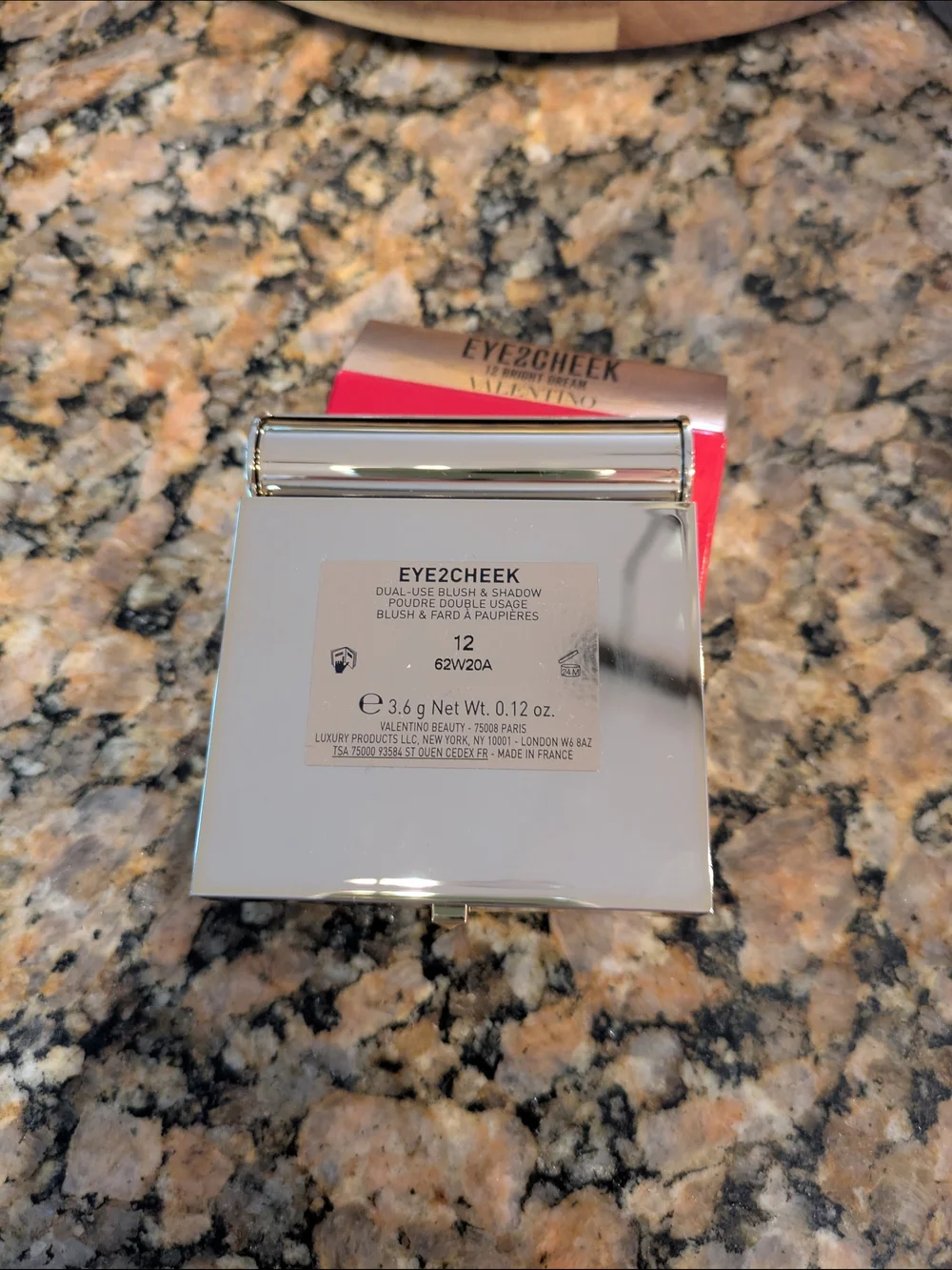 Valentino eye2cheek compact